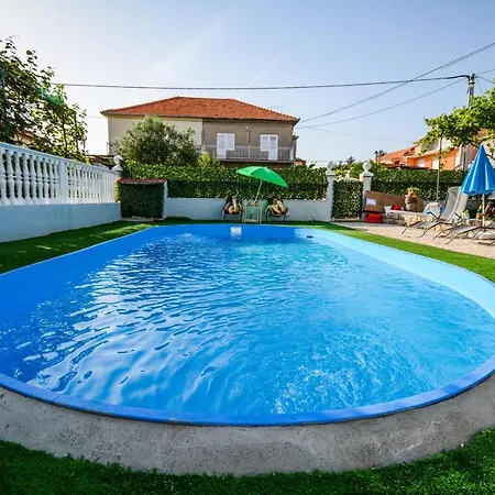 아파트 Family Friendly With A Swimming Pool - 17553 자다르